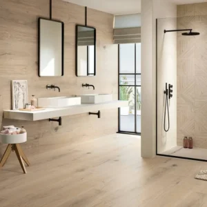 Wood effect tiles decorating a warm and beautiful bathroom 